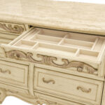Platine De Royale Dresser - Image 5