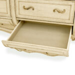 Platine De Royale Dresser - Image 8