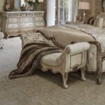 Platine De Royale Velvet Bench - Image 2